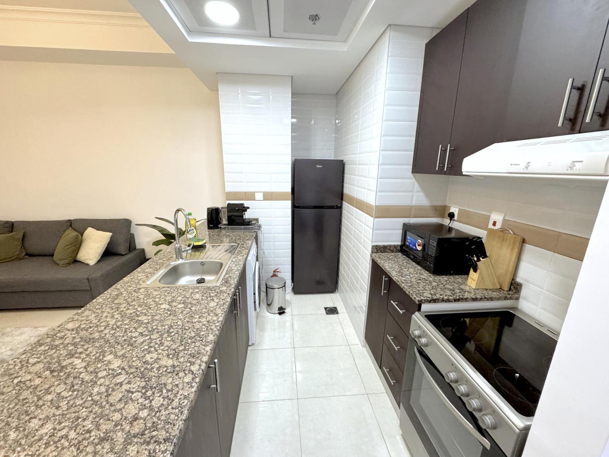 Deluxe With Panoramic View Near Metro دبي