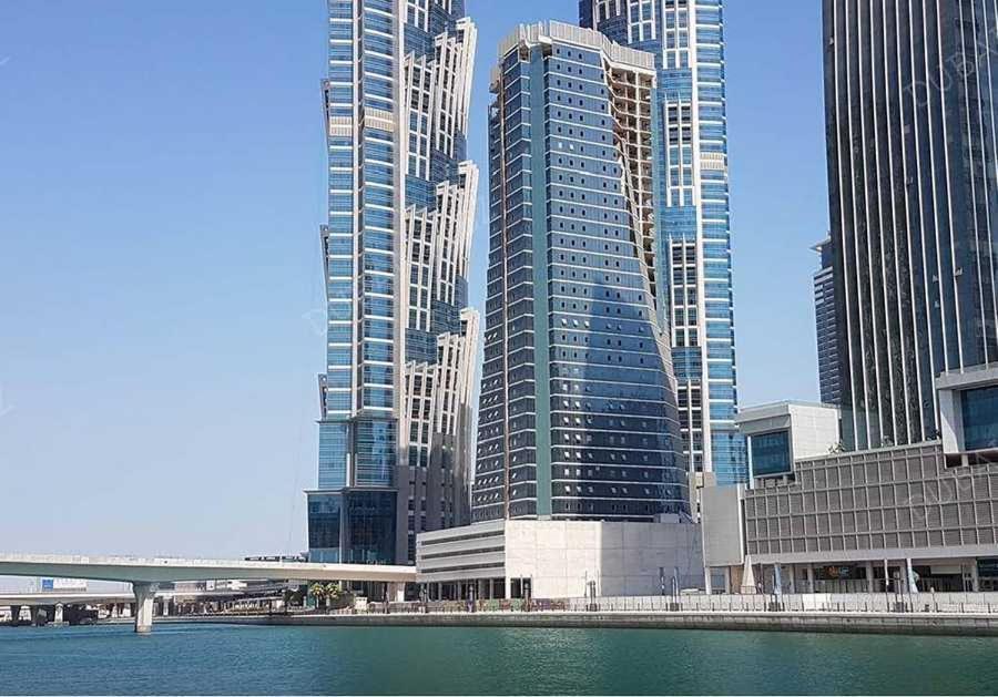 Deluxe With Panoramic View Near Metro شقة